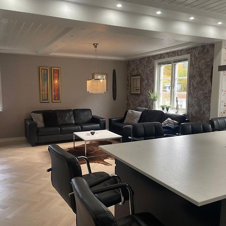 Apartment Uddevalla Bohuslaen Bubbelbad Extérieur photo